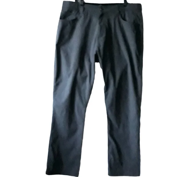 Eddie Bauer cargo pants gray size 38 with a 31in inseam - Picture 1 of 15